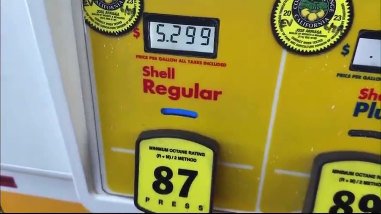 USA: Average price of gas in the U.S. is $3.67 per gallon!