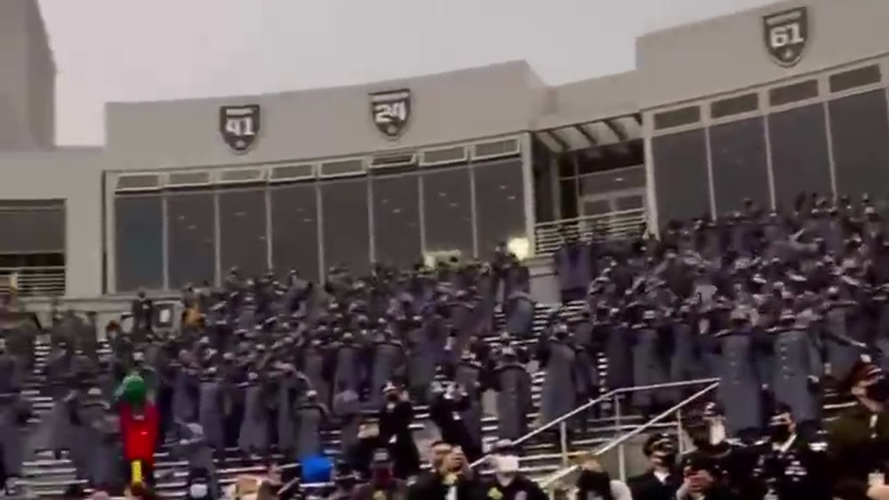 Trump at US Army vs US Navy match - Tsunami
