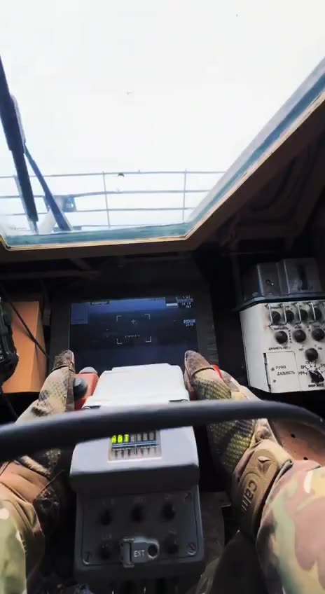 Incredible Footage from Inside Ukrainian IFV