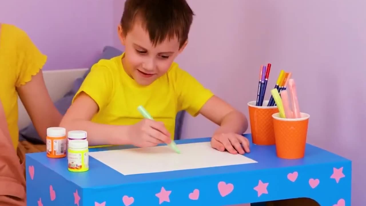 FUN AND CREATIVE CARDBOARD DIYS FOR CRAFTY PARENTS