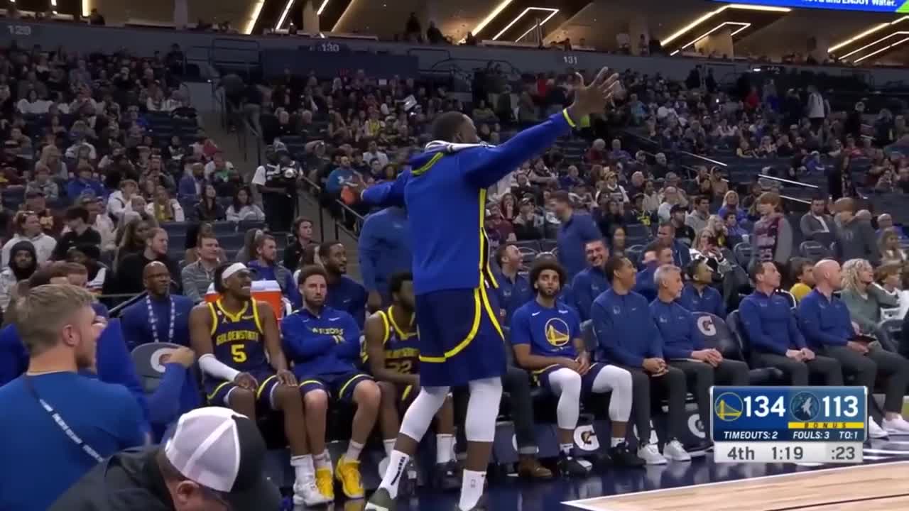 Steph Curry gets tech on purpose after refs didn’t let him and Draymond have fun on the bench