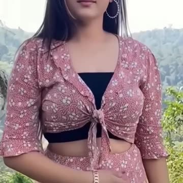 Meet the talented #ElinaDevia - a rising star in her field! #trending #trend