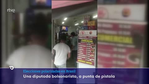 Helicópteros com políticos cai em Minas Gerais