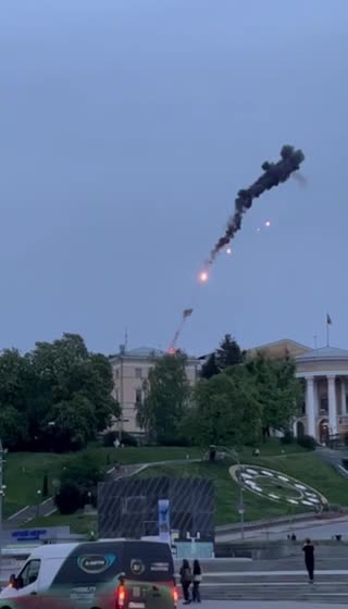 The moment when the Ukrainian shot down their TB2 Bayraktar .