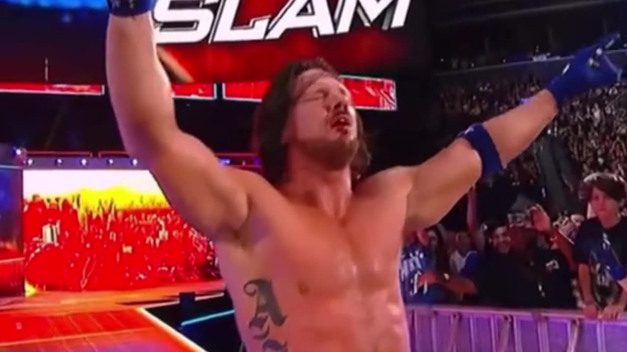 Jonh Cena combate en contra del fenomenal Aj Styles