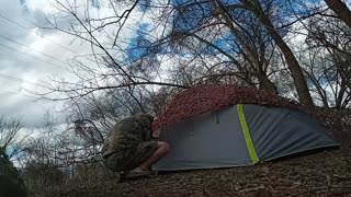 Tent being shaken by high winds 🙂🙂👍👍👍🌬🌬🌬