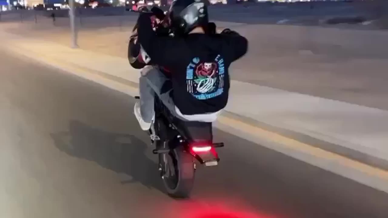 Honda Grom Wheelie