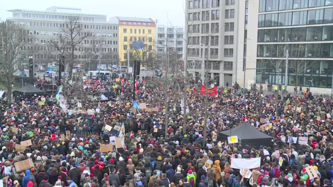 Berlin / Germany - 'Fridays for Future' rally calls for action on climate change - 03.03.2023