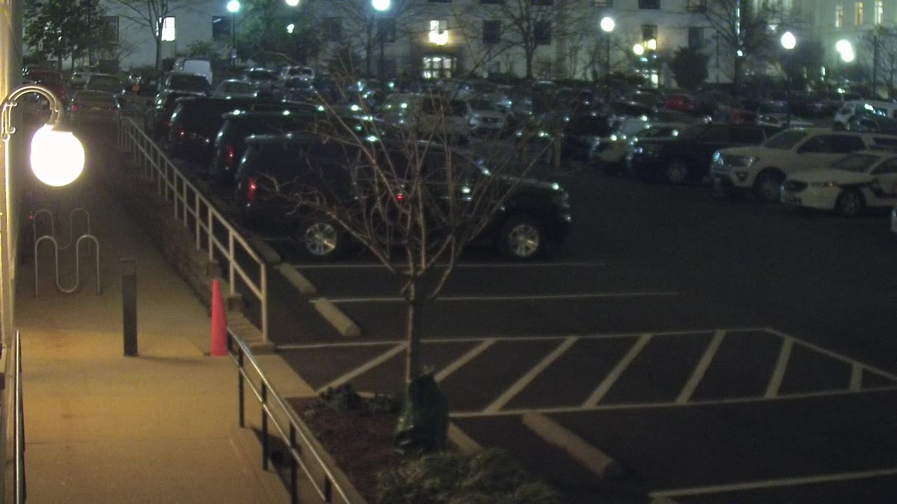 1671HQOB01NorthwestWalkway_2021-01-06_04h28min28s333ms.mp4