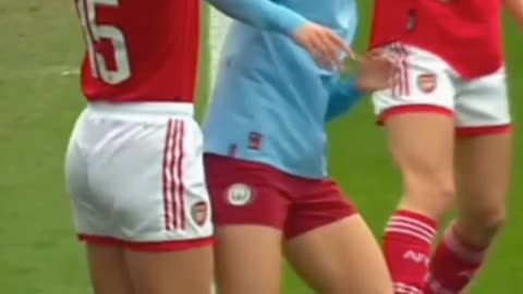 Women Funny Football MoMents 🤣🤣