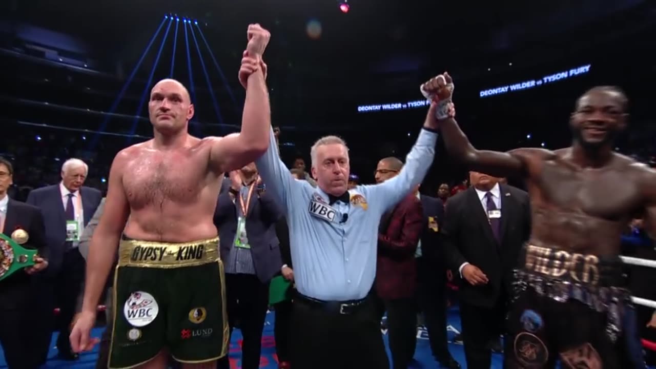 Referee controversial decision against Wilder knockout