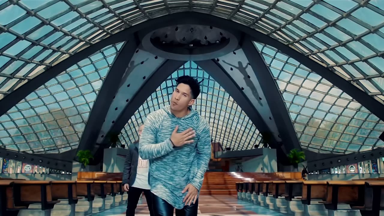 Chino y Nacho - Andas En Mi Cabeza ft. Daddy Yankee (Master ProRes) UHD 4K