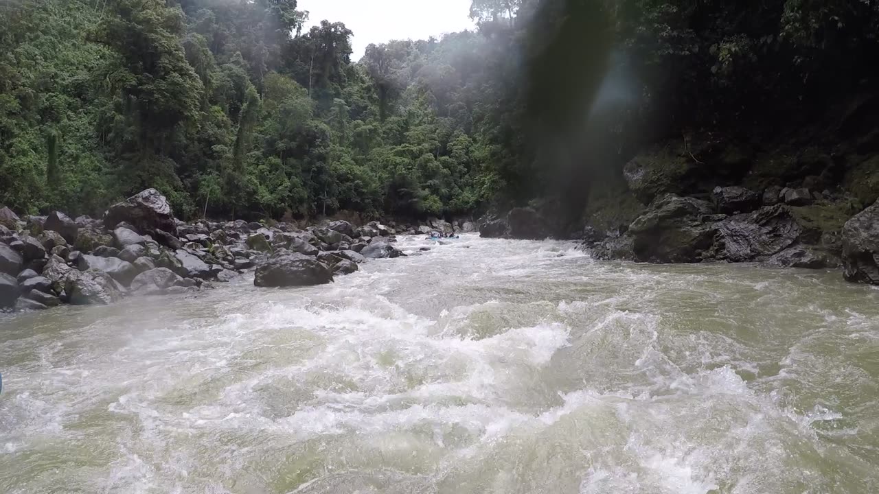 Rafting in Costa Rica Cat.4