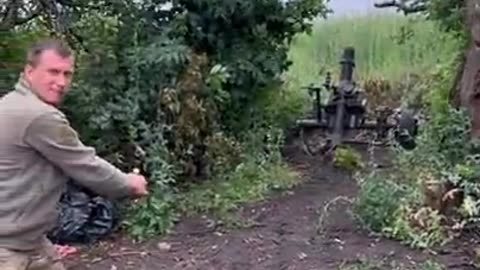 Ukrainian Mortar Crew Fires Massive French 120mm Shells