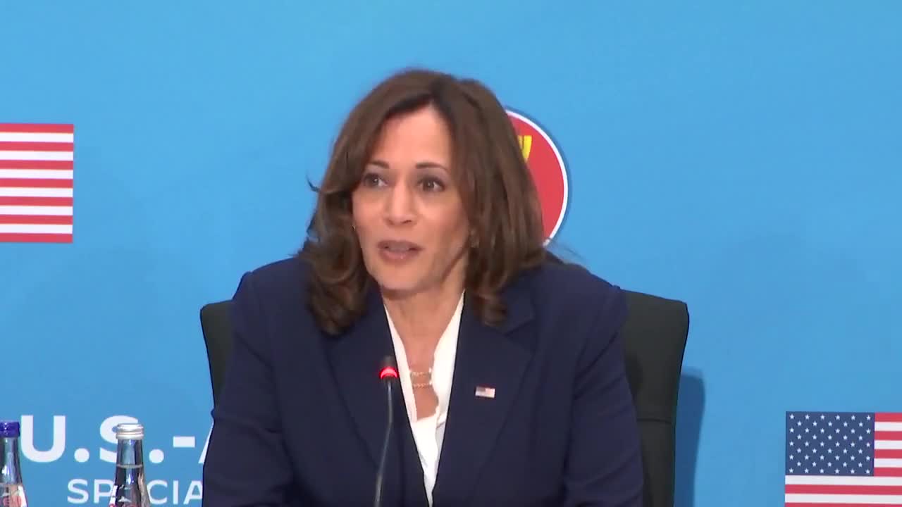 Kamala BUTCHERS Speech, Humiliates Herself On Live TV