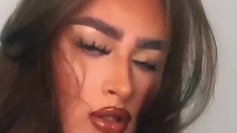 a beauty tgirl to you