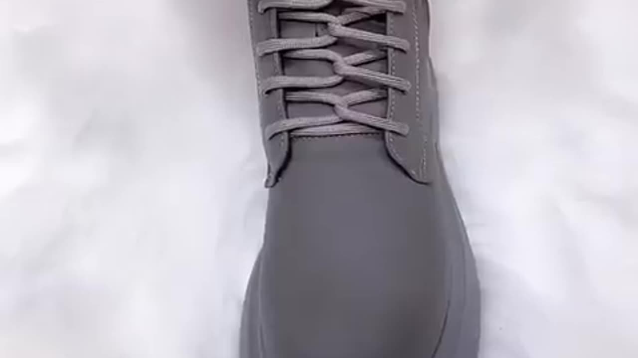 New best tricks to Tie the Shoelaces, must watch till the end easiest way