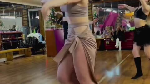 Indian actress beautiful dance 🤩🤩