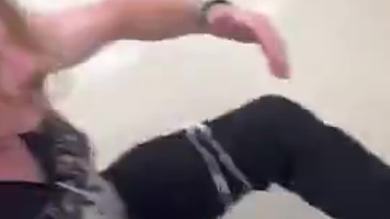 GETTING CAUGHT SHOPLIFTING AND THEN TRYING TO TRASH STORE👀🏃♂️😡