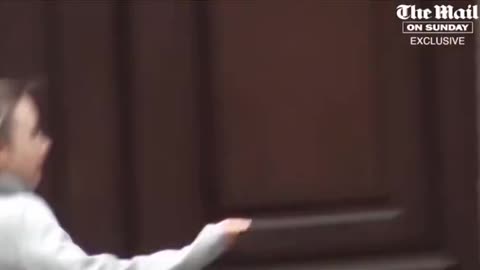 Prime Minister Paul Keating’s daughter Katherine seen leaving Jeffrey Epstein’s apartment in 2010