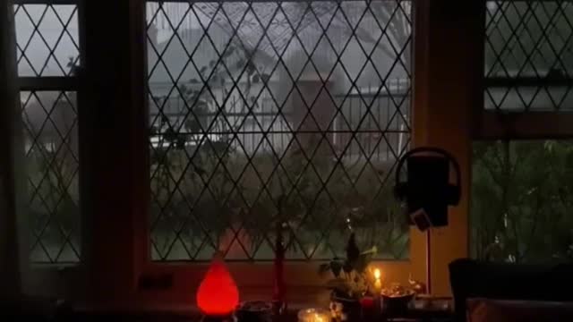 There is no resistance to such atmosphere