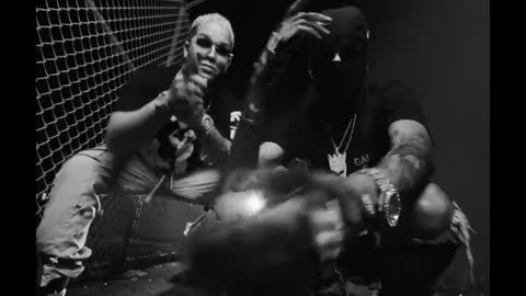 Casper Magico & Anuel AA & Bryant Myers ft. Yovng Chimi - Presidentes Muertos (Video Oficial)