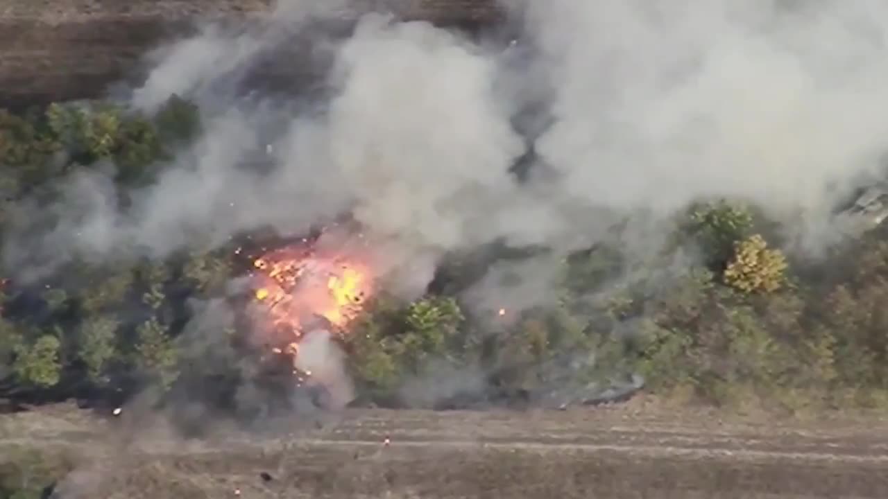 Spectacular Large-scale Artillery Attack in Zaporizhzhia, BMPs destroyed