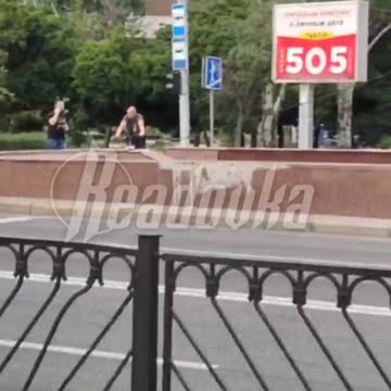 Ostřelování Doněcka všemi typy zbraní od ukrajinských nacistů