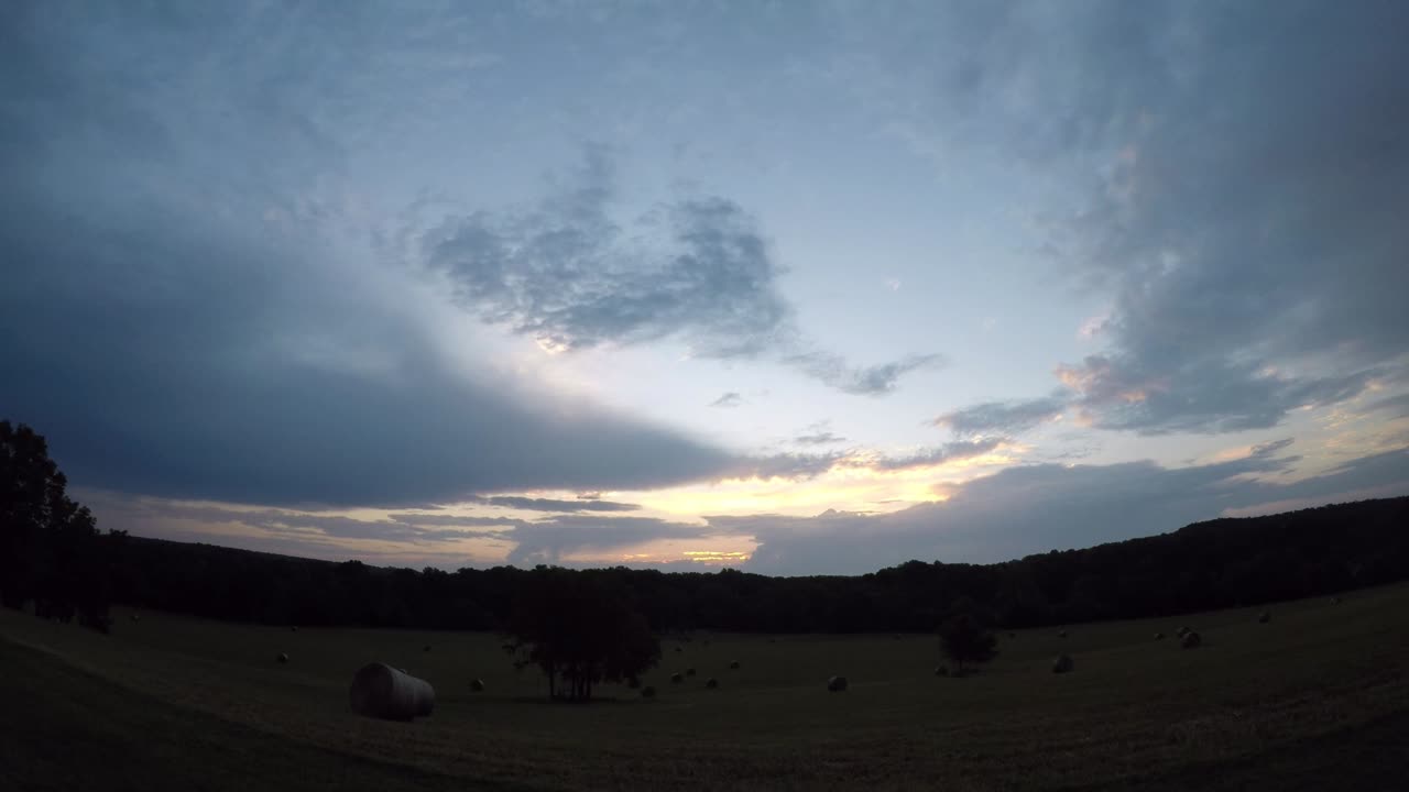 Sun ☀ Rise 9 5 23 71f/22c