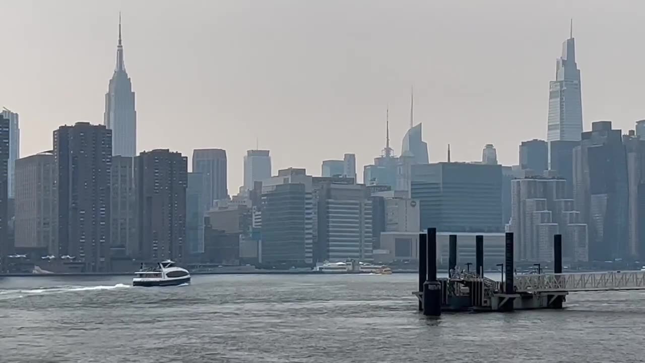 Smoke from wildfires in Canada drifts into New York City skyline