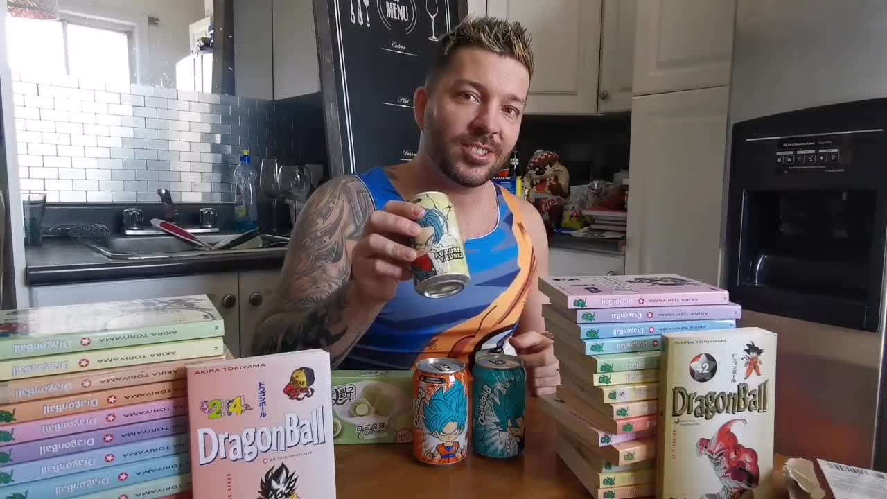 Un Québécois teste les boissons Dragon Ball