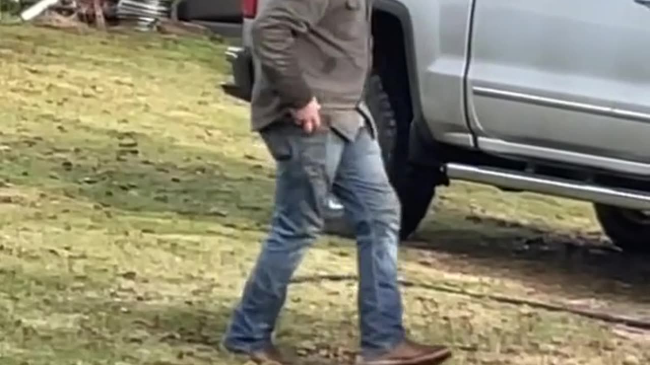 Sent my husband a titty pic