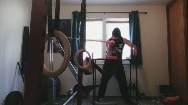 Multispinner Low Position Wrist Curls