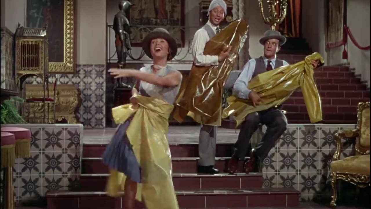 FOUR MINUTES OF REAL ENTERTAINMENT