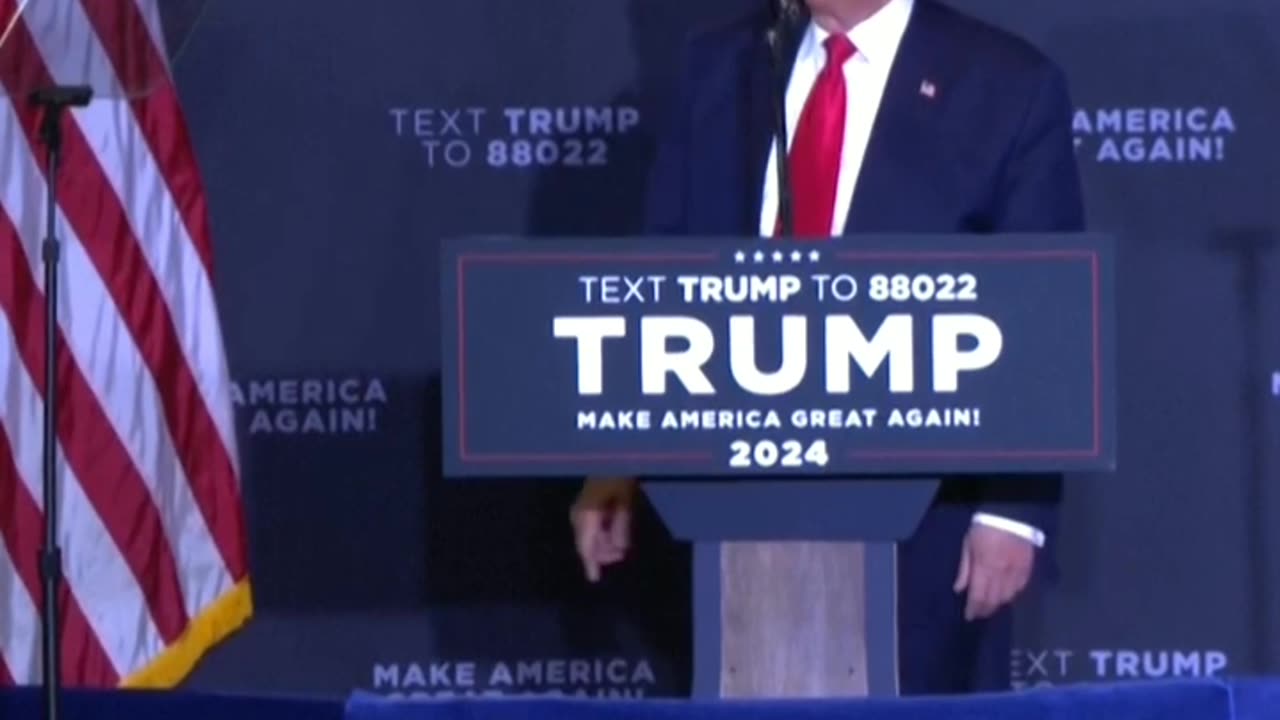 Trump mocks Biden by appearing clueless on stage