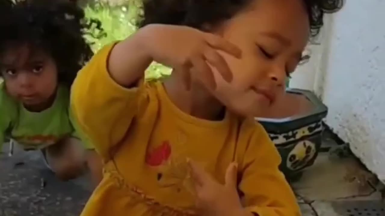 Funny Baby Dances