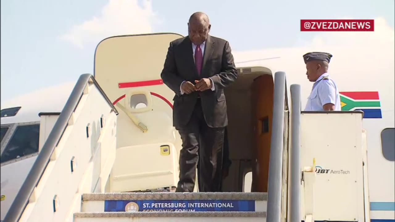 🇷🇺 🇿🇦 President of South Africa, Cyril Ramaphosa, arriving in St. Petersburg