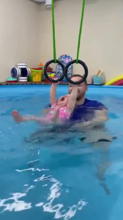 BEAUTIFUL MOMENT \\ CUTE BABY SWIMMING POOL VIDEO ❤️🤩💕💖