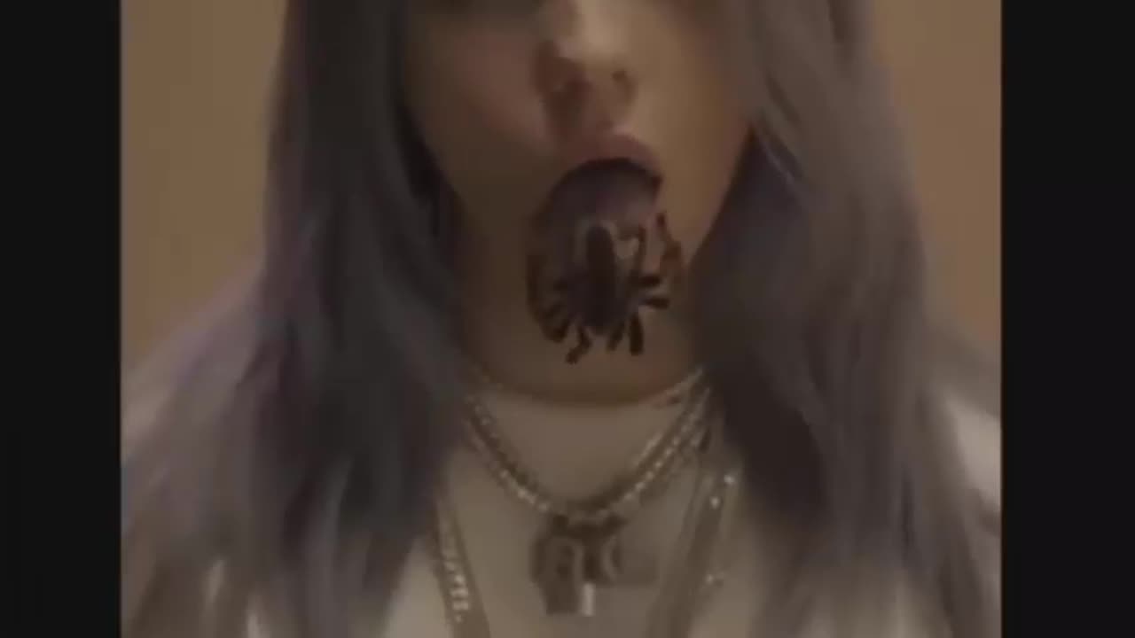 Billie Eilish Spider