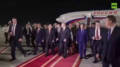 Vietnam gives Vladimir Putin a presidential welcome. The world is laughing at us