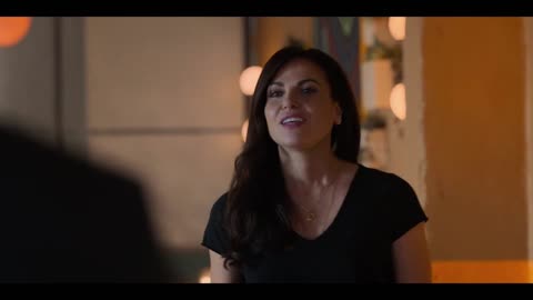 The Lincoln Lawyer Season 2 Kiss Scene - Mickey and Lisa (Manuel Garcia-Rulfo and Lana Parrilla)
