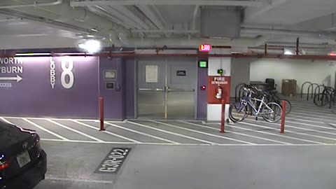 6086RHOBG3G308ALobbyEntrance_2021-01-05_20h00min02s157ms.mp4