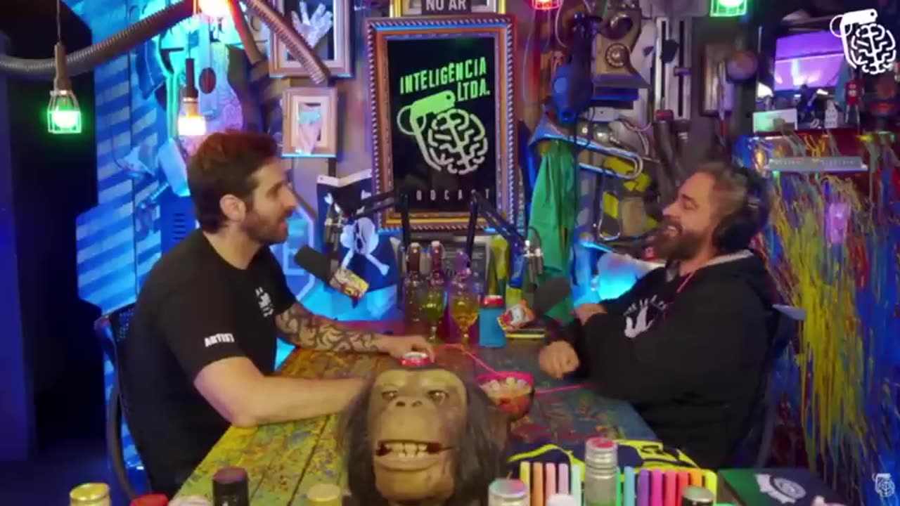 TRABALHANDO COMO ATOR DE PEGADINHA NA REDE TV - RAFINHA BASTOS