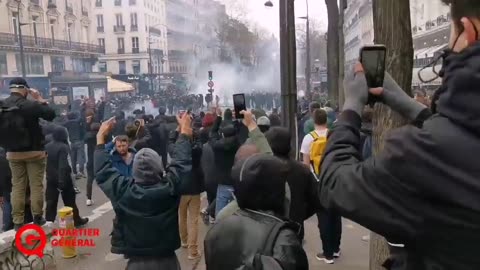 FRANCE:REFORME des RETRAITES, MANIFESTATIONS à PARIS. Acte 1