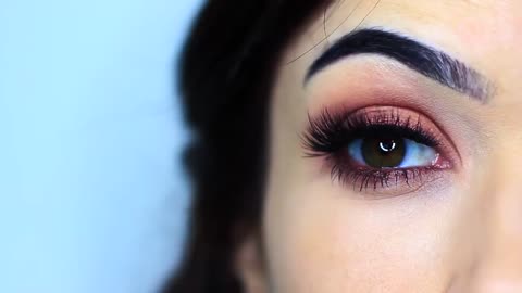Beginners Eye Makeup Tutorial Using One Eyeshadow + Eyeliner Pencil ^^