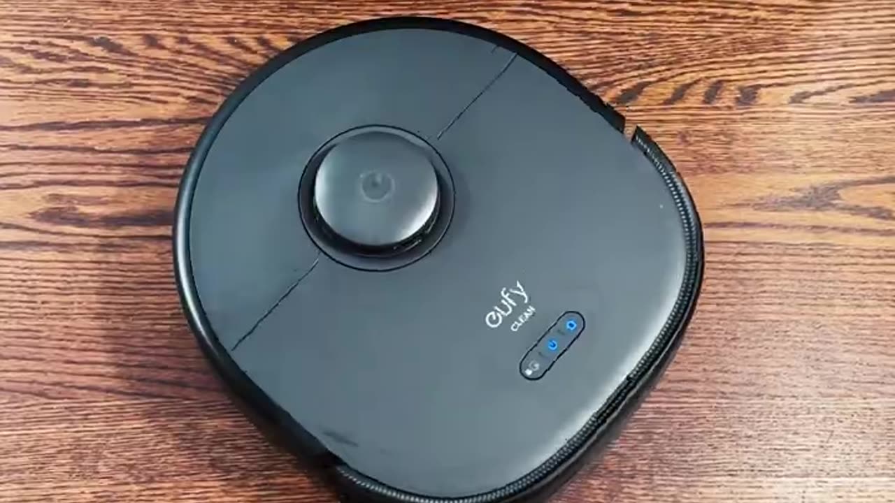 This robot vacuum and mop combo uses AI to navigate your floors, and it's so good