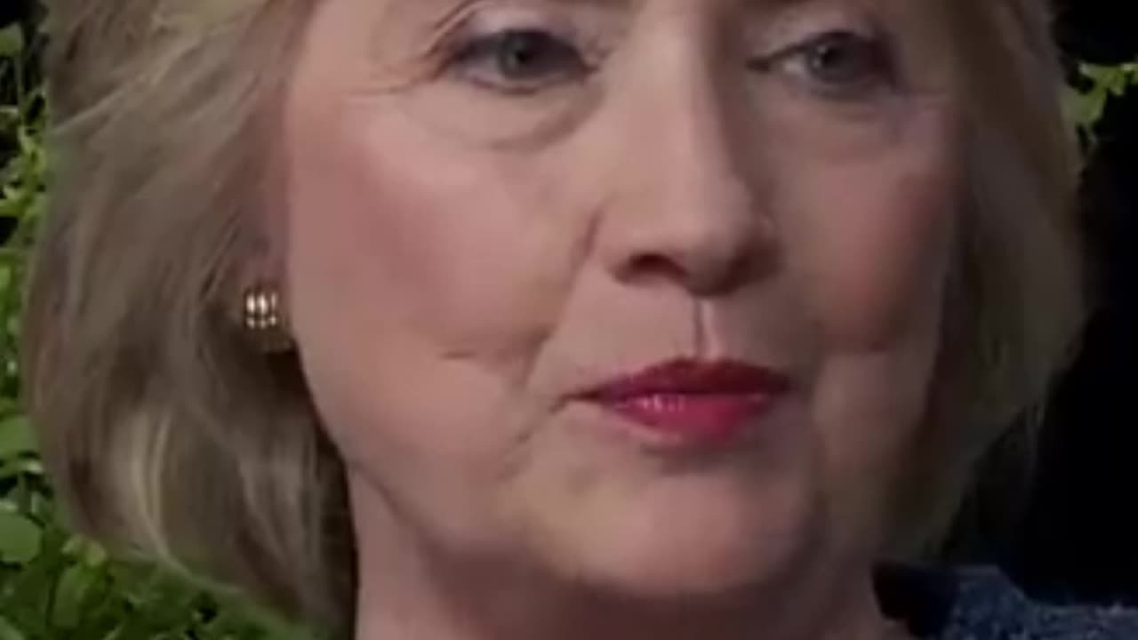 Hillary Clinton w' Zach Galifianakis - September 2016