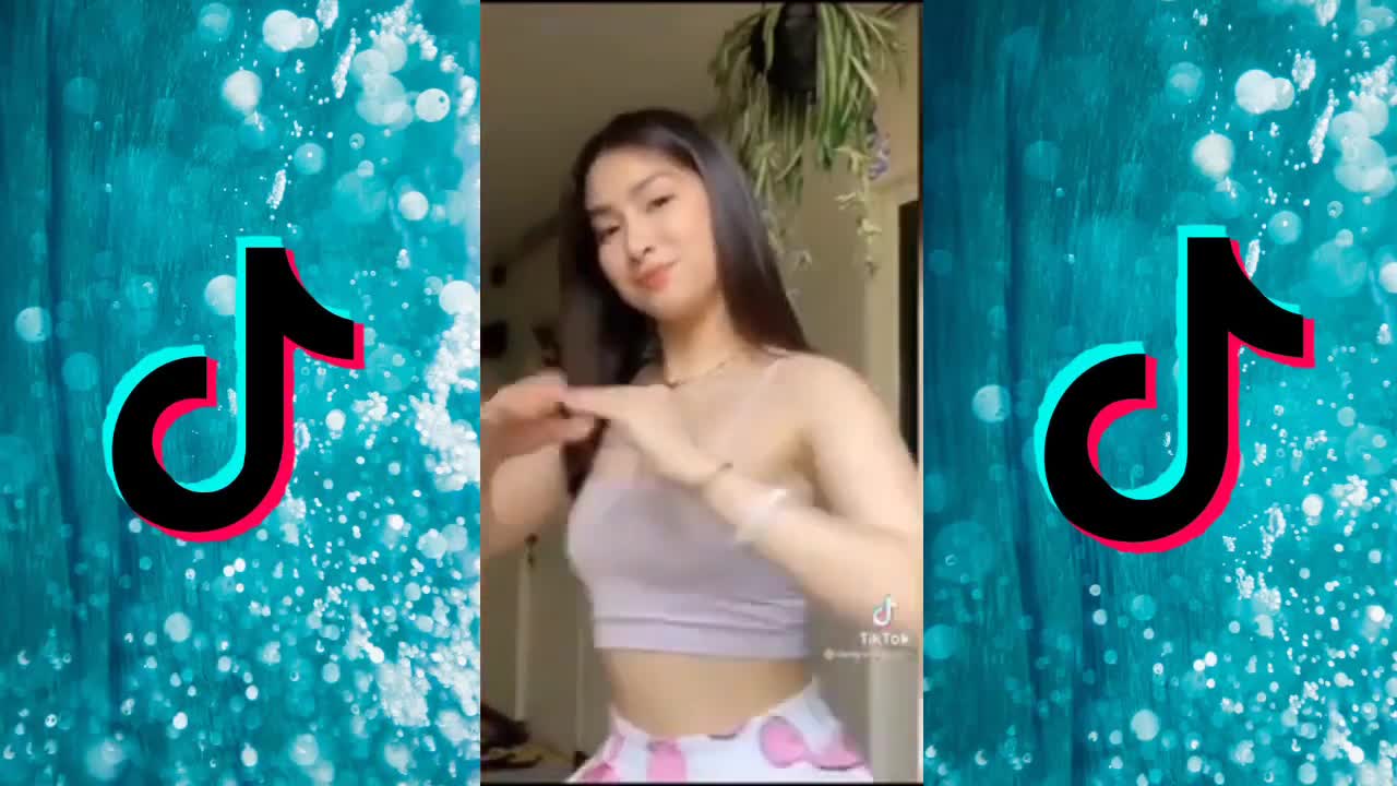 Hot tiktokerist