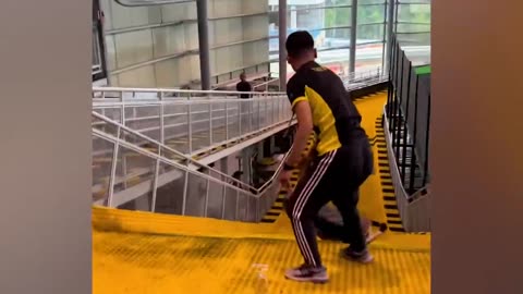 Funny hilarious people's 😂🤣life part 3