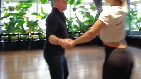 Rückblick vom Bachata Workshop mit @martin.bailadoro und @brinas_profil
